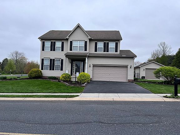 2nd image of 93 Bough Ln