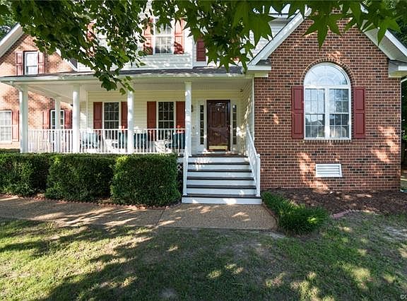 2nd image of 14825 Pleasant Creek Dr