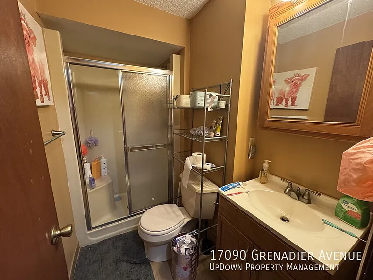 17090 Grenadier Ave — Photo 10
