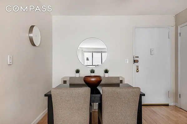 Sold by Compass | media 7