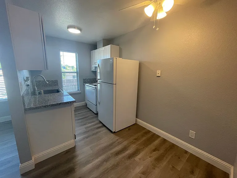 Wright Place Apartments — Photo 29