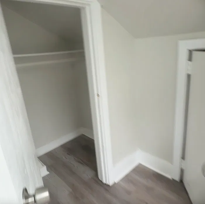 393-0 Huntington St