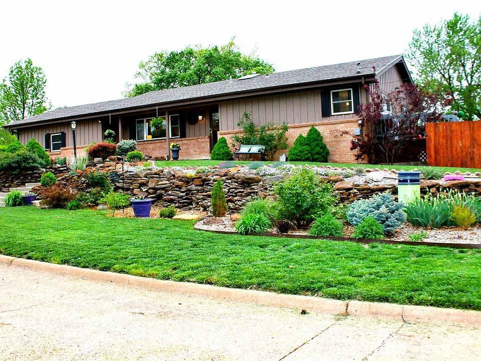 1st image of 2339 Melrose Ln