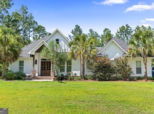 13 N Eagle Dr, Jesup, GA 31546