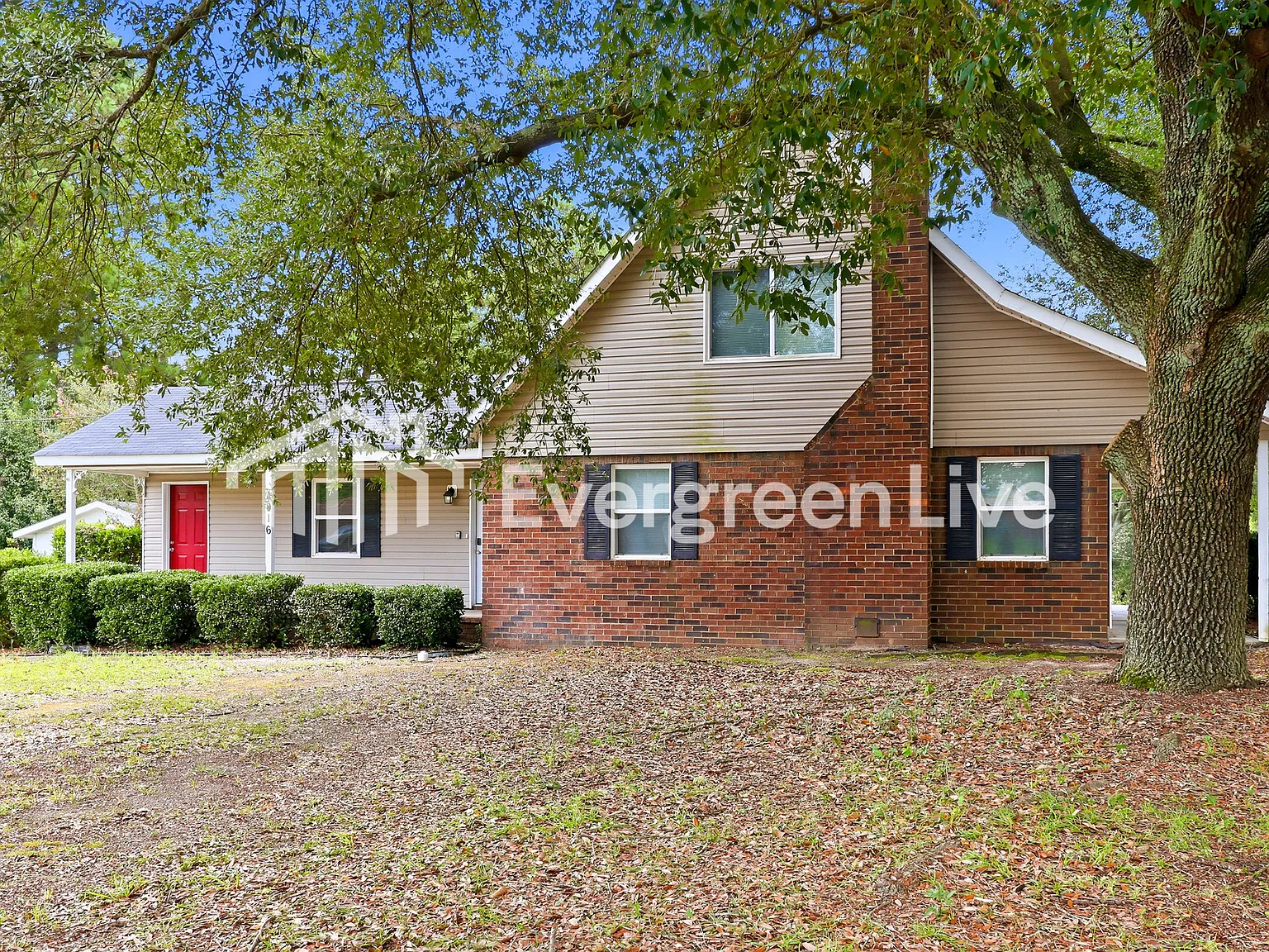 4 bed, 2.0 bath, 1917 sqft, $1,645 — Photo 2