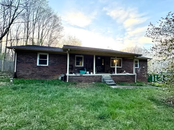 433 Pleasant Hill Rd, Blountville, TN 37617