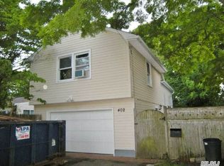402 Arnold Ave, West Babylon, NY 11704