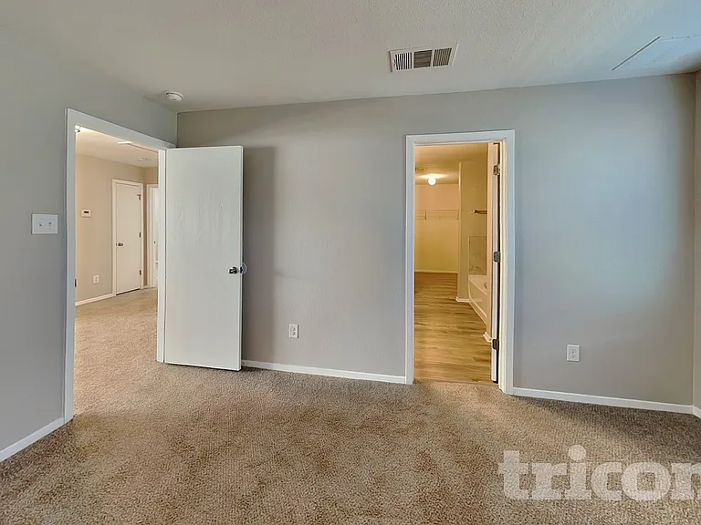 9411 Sandy Ridge Way — Photo 7