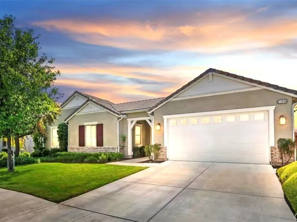 27843 Huron Ct, Menifee, CA 92585