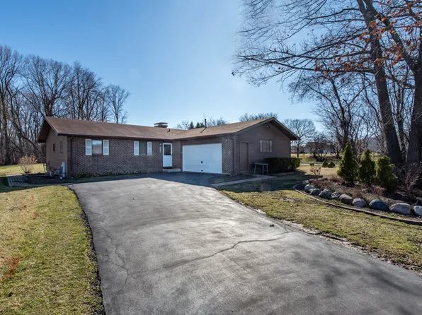 4389 W Forest Ave, Gurnee, IL 60031