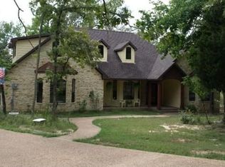 9560 Safari Shores Dr, Larue, TX 75770