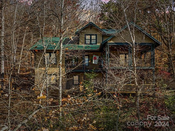 2nd image of 12 Hawk View Dr