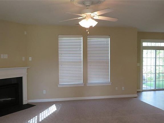 5th image of 2207 Tuliptree Cir