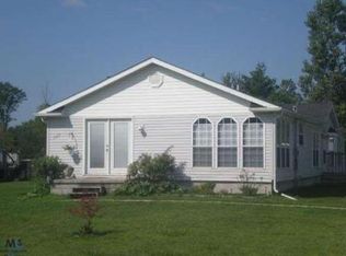 1127 Minnesota Rd, Port Huron, MI 48060