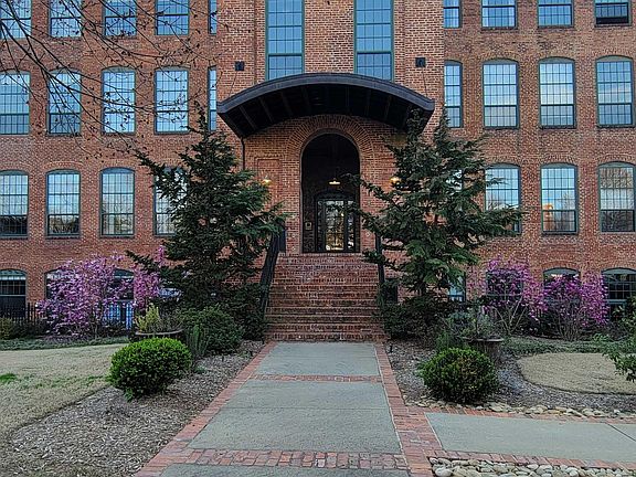2nd image of 400 Mills Ave Unit 303
