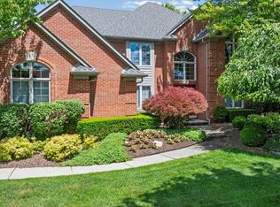 53816 Cherrywood Dr, Shelby Township, MI 48315