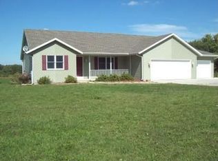 4224 W Plymouth Church Rd, Beloit, WI 53511