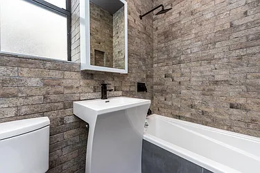 Rented by Premium Management 
