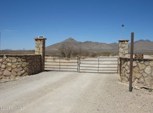 74 Santana Rd, Vado, NM 88072