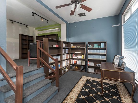 2nd image of 634 Taraval St