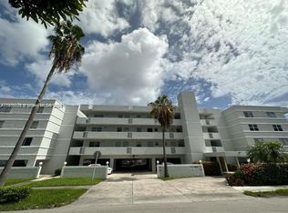 3527 NE 168th St APT 408, North Miami Beach, FL 33160