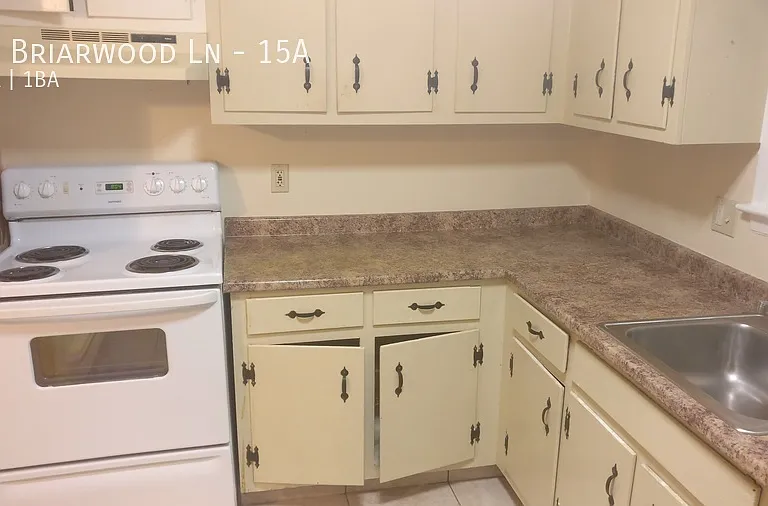 40 Briarwood Ln #15A — Photo 13