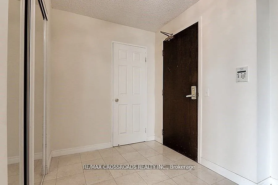 3 bed, $3,780 — Photo 3