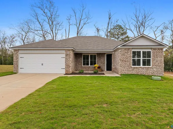 120 Olde Hearth Rd, New Market, AL 35761