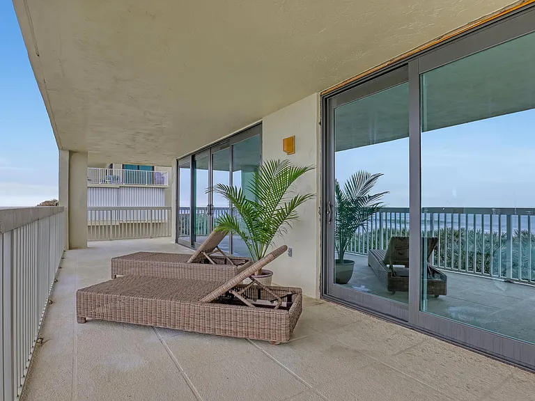 Balcony side