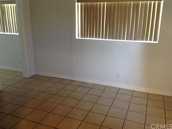 5th image of 1521 W Granada Ct