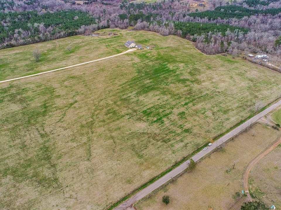 2nd image of County Road 1405