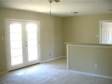 3rd image of 4510 Craigwood Dr