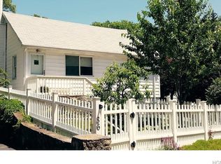 86 Becker St, Lake Peekskill, NY 10537