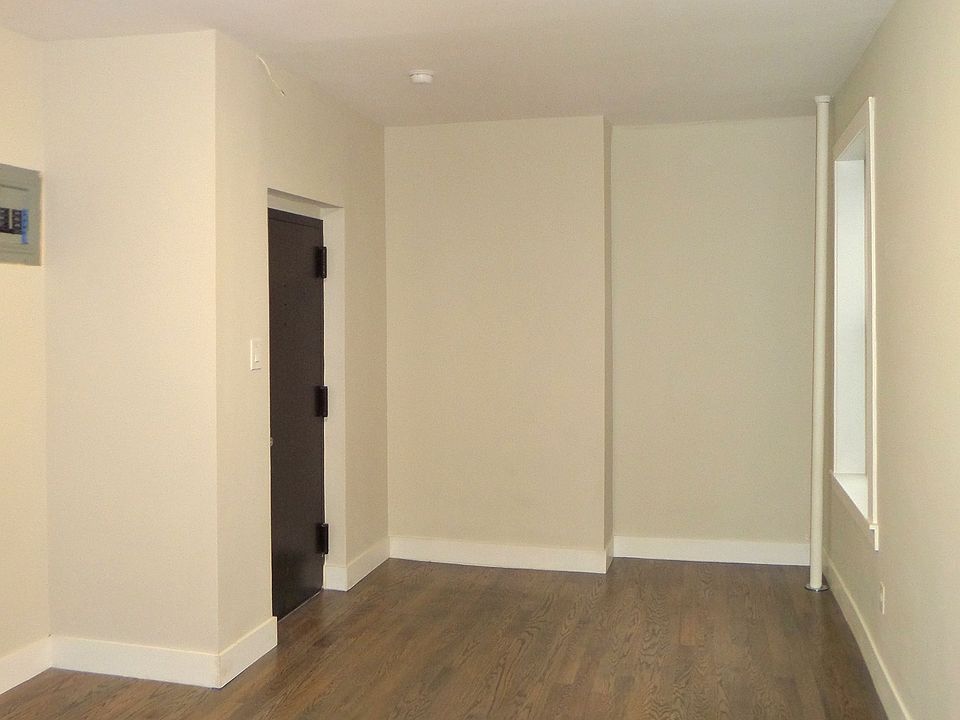 1st image of 4107 28th Ave #6