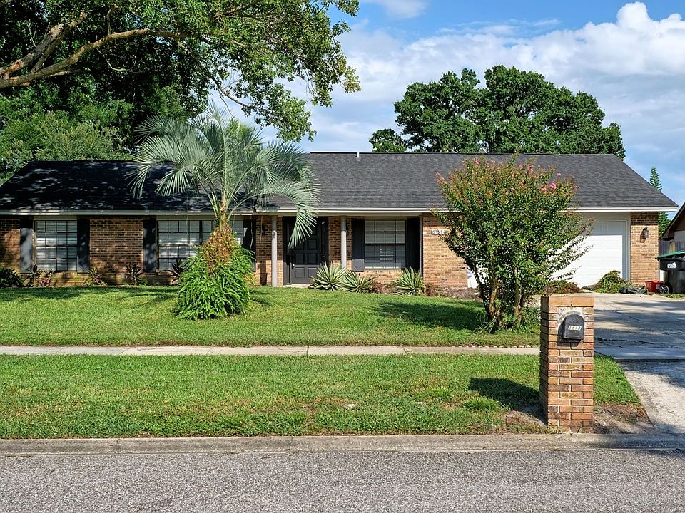1st image of 5813 Pitch Pine Dr