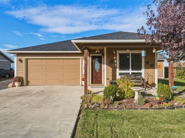 611 A St, Culver, OR 97734