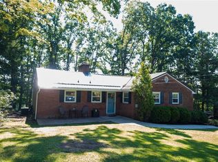 3377 Woodland Dr, Murrysville, PA 15668