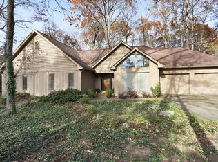 2750 Misty Morning Ln, Roswell, GA 30076