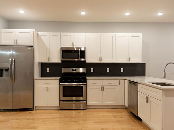 4th image of 2612 Cecil B Moore Ave #1