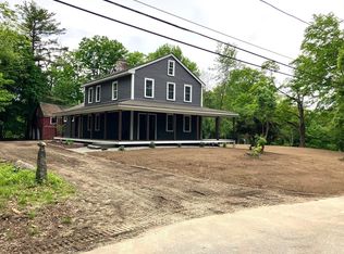 35 West St, Petersham, MA 01366