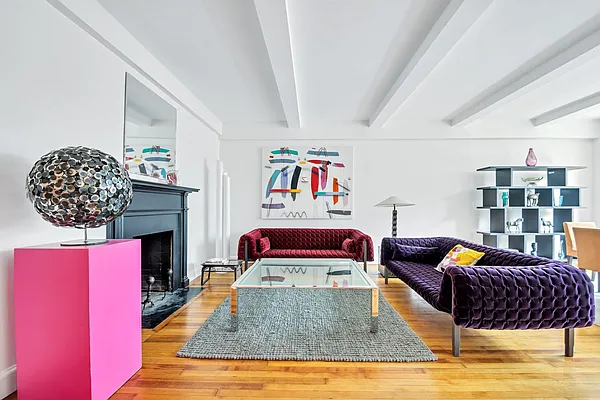 Sold by Compass | media 18