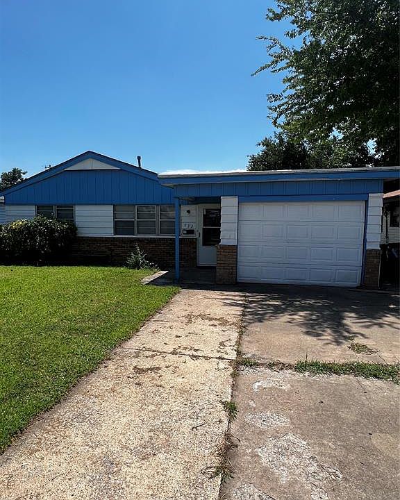 1st image of 932 SW 57th St