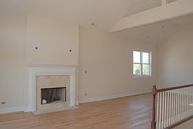 4th image of 6419 S Ingleside Ave #1