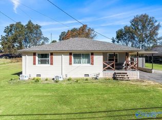 1106 Pleasant Hill Rd, Guntersville, AL 35976
