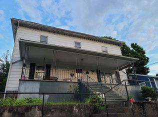 610 Summers St, Hinton, WV