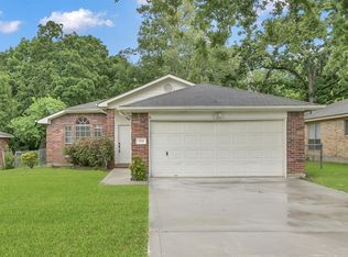 506 Paradise Ln, Montgomery, TX 77356