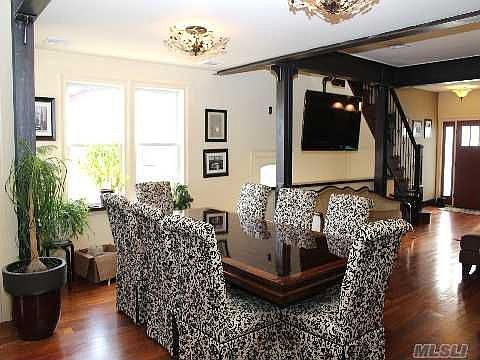 3rd image of 128 Venetian Blvd