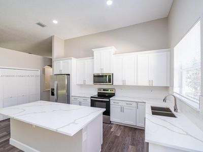 317 SW 185th Ter, Pembroke Pines, FL, 33029