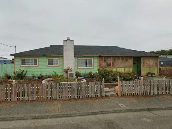 1282 Gainard St, Crescent City, CA 95531