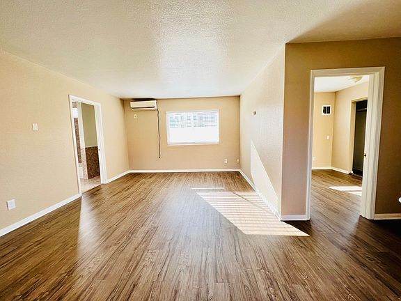 5th image of 684 W 2nd St APT 9